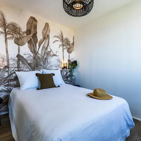 Apartment Hodei Keyweek 3 Bedroom With Sea View In *